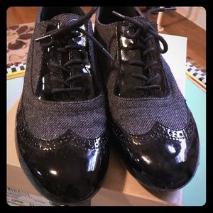 Clarks Womens Wing Tips